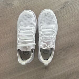 Techloom Breeze Sneaker in White
